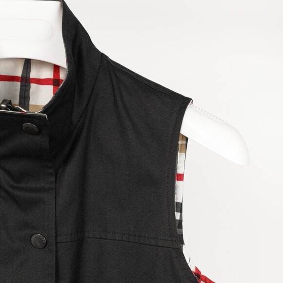 Burberry Reversible Black & White-Check Cotton Vest - Picture 6 of 16